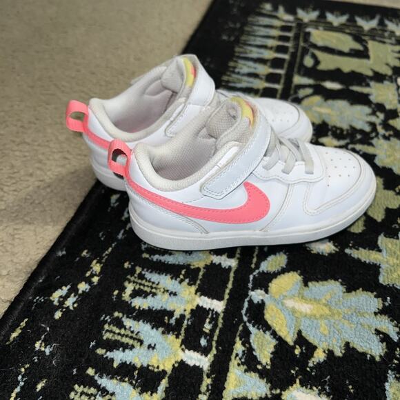 Nike Court Borough Low Size 10.5C White Pink Swoosh BQ5453-108 Sneakers - Picture 1 of 9